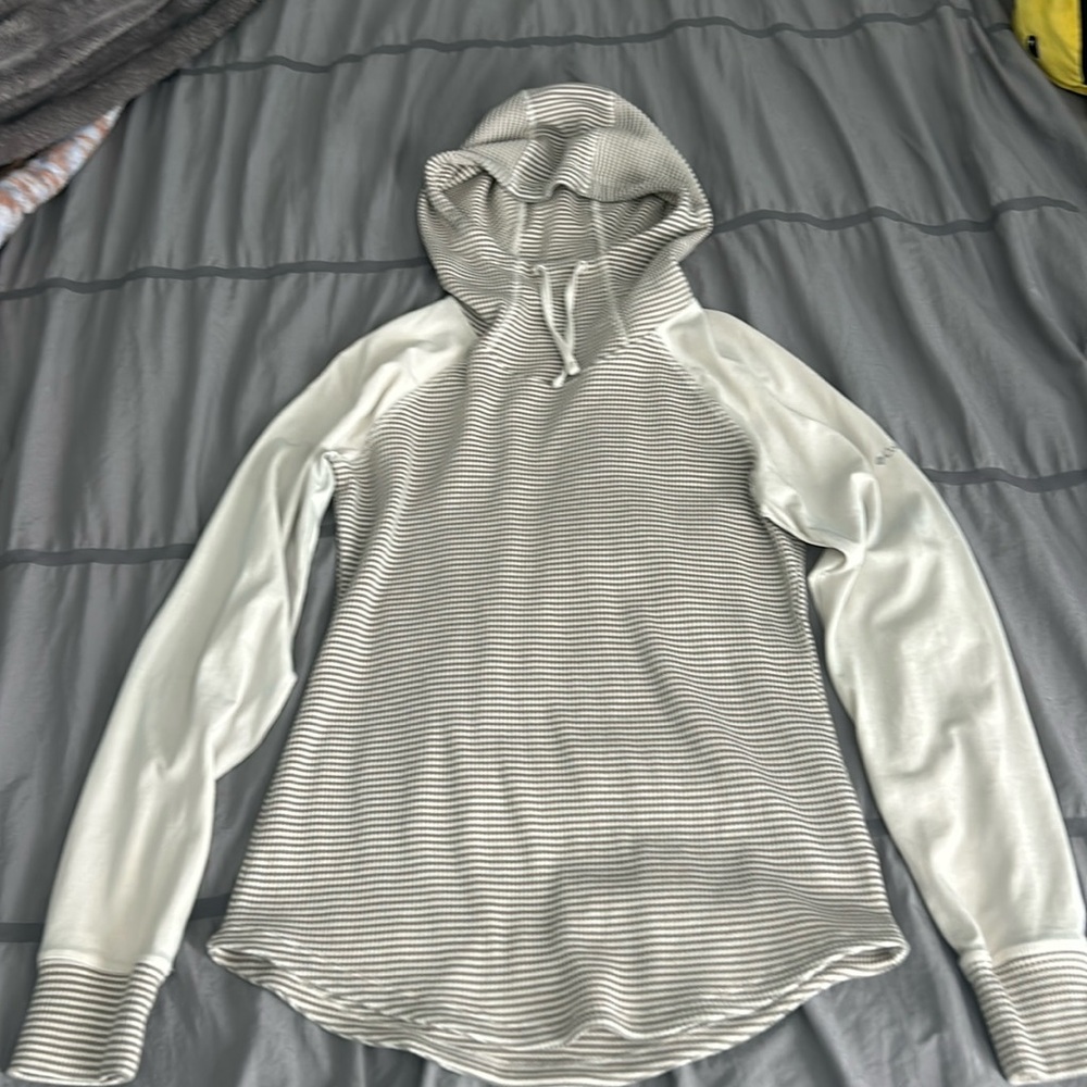 Hooded Columbia top